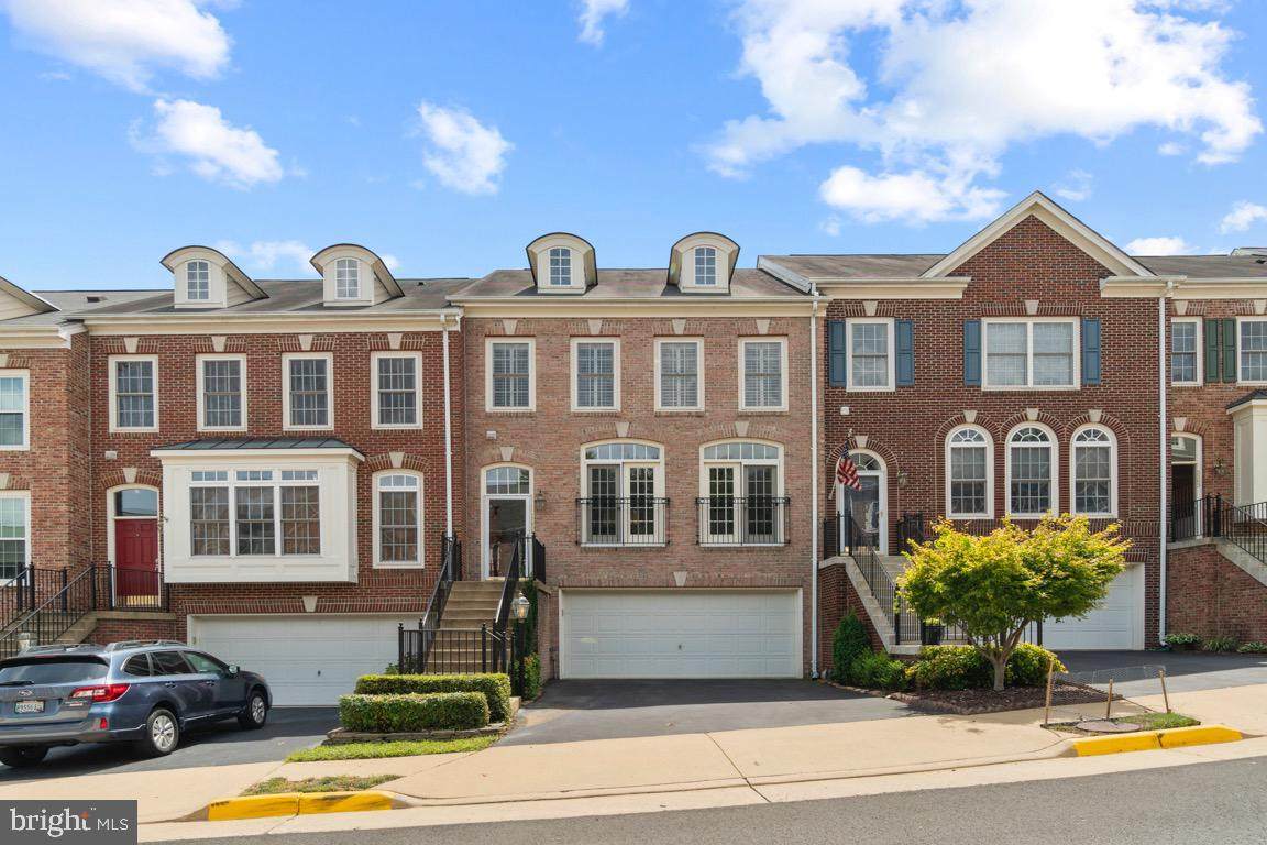 3359 Wilton Crest Court - Photo 1