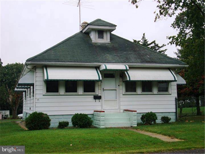 416 New Brooklyn Road - Photo 1