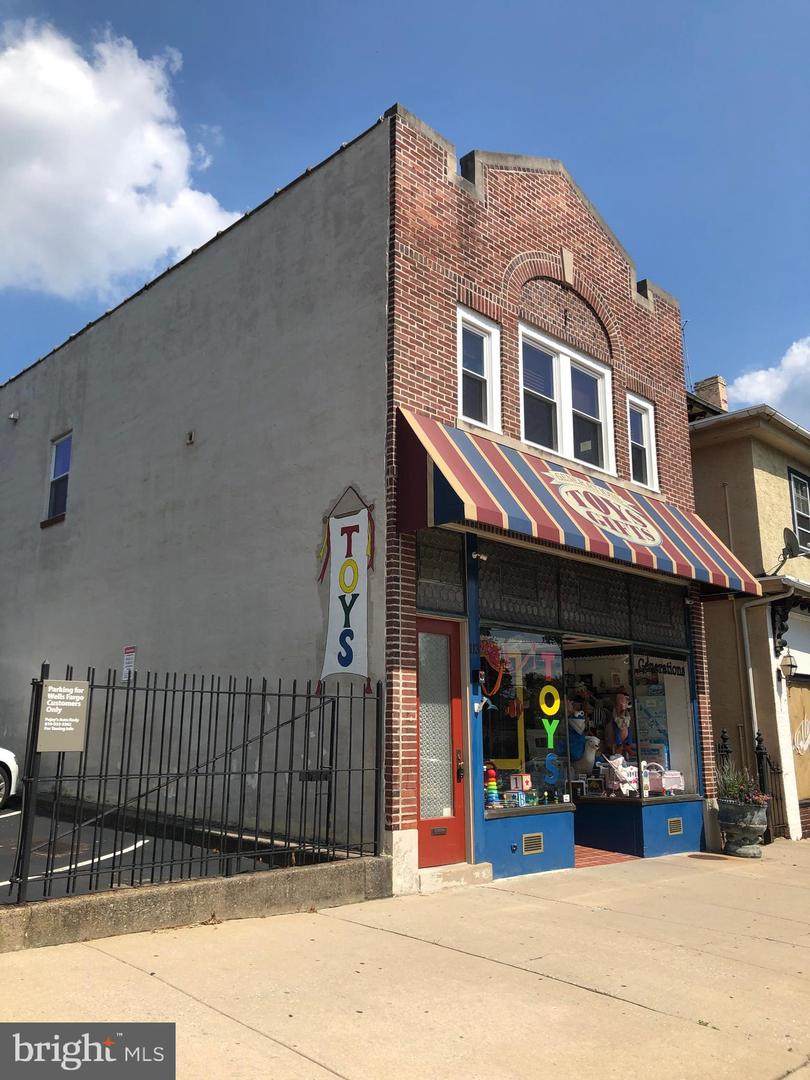 113 Main - Photo 1
