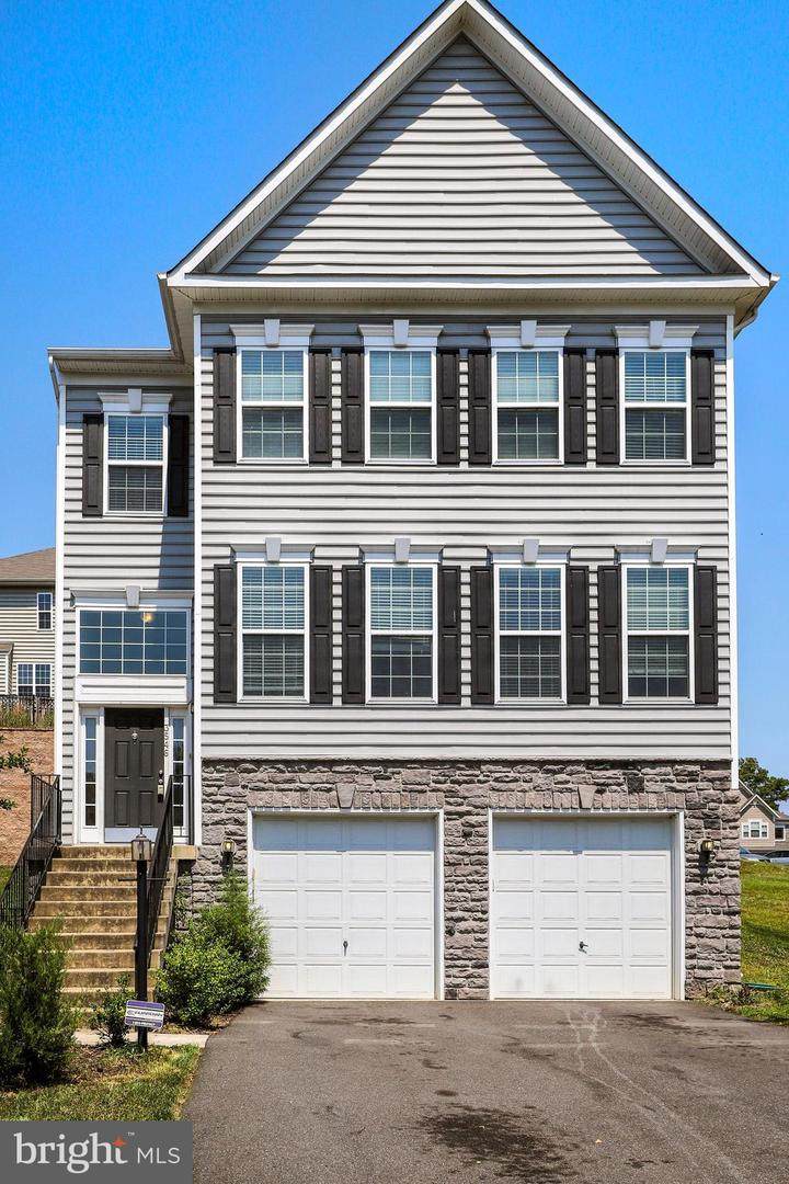 3546 Eagle Ridge Drive - Photo 1
