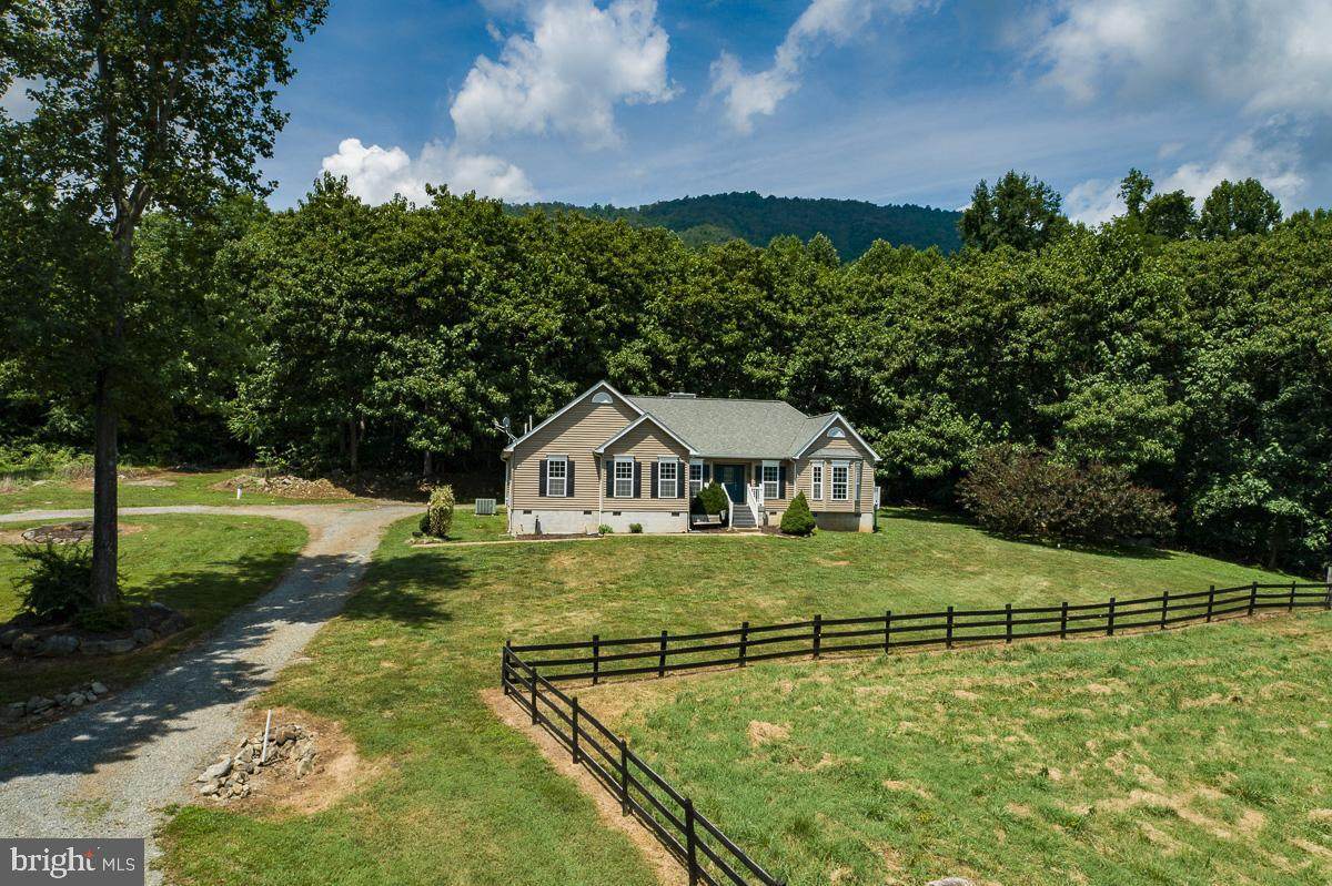1939 Garth Run Road - Photo 1