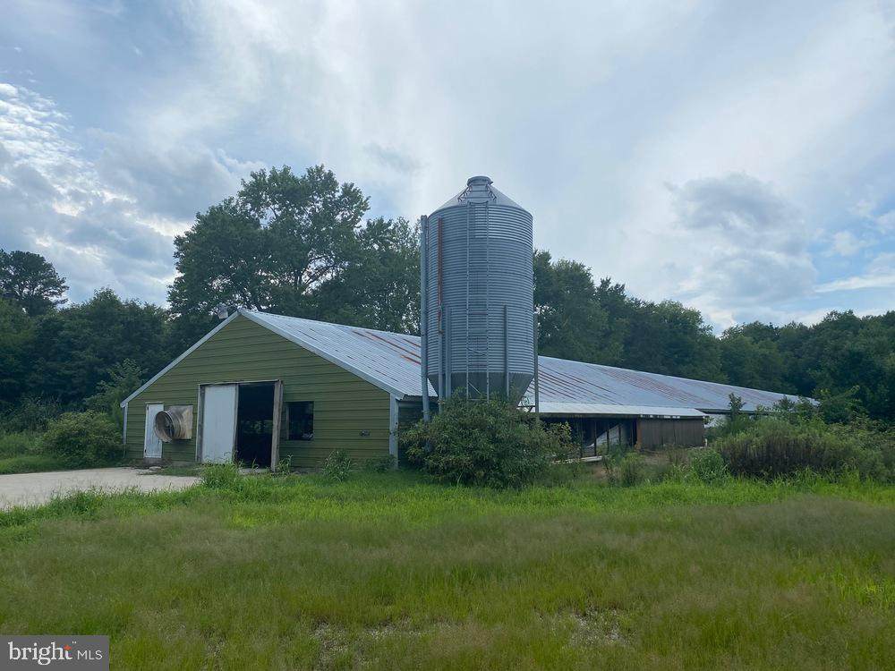 13762 Frank Cornish Road - Photo 1