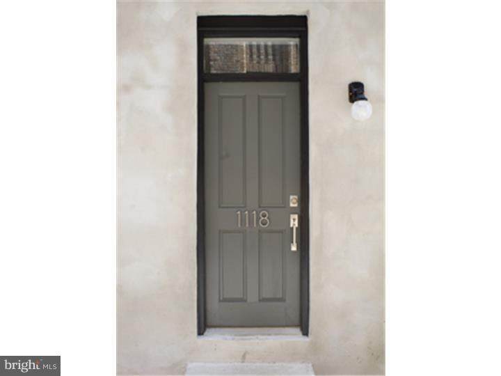 1118 Webster Street - Photo 1