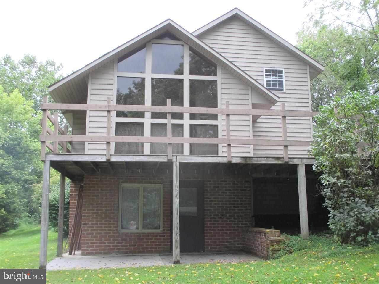 370 Oxford Road - Photo 1