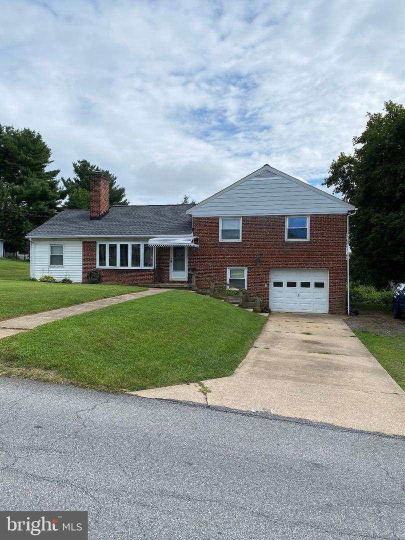 3911 Sunset Drive - Photo 1