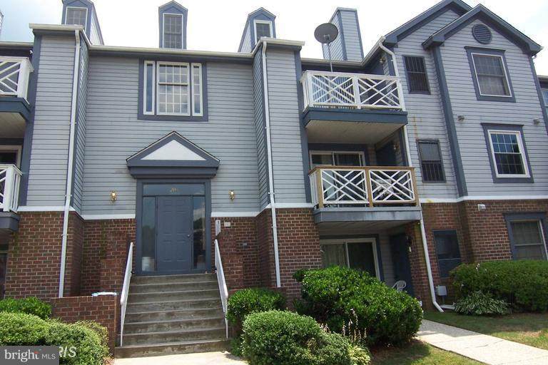 203 Oak Leaf Circle - Photo 1