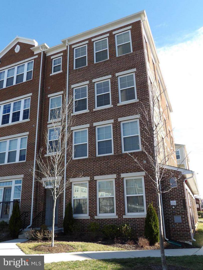 2954 Finsbury Place - Photo 1