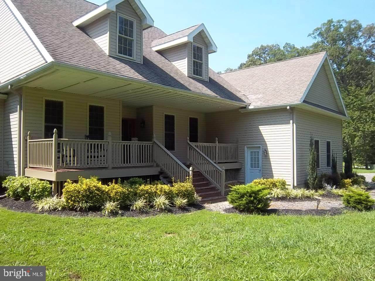 5022 Miles Creek Road - Photo 1