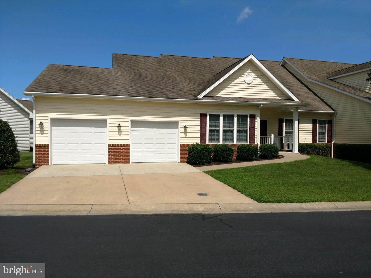 920 Winding Way - Photo 1