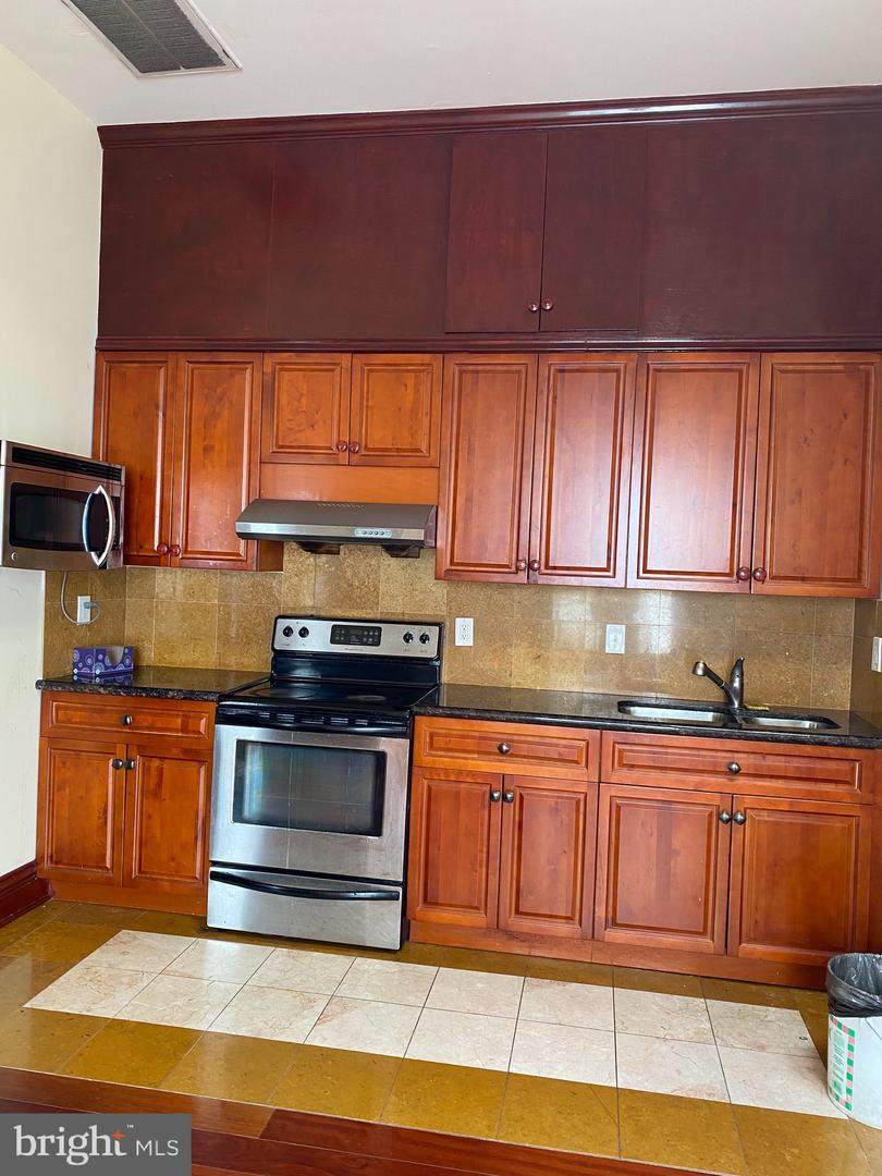 905 #303 Arch Street - Photo 1