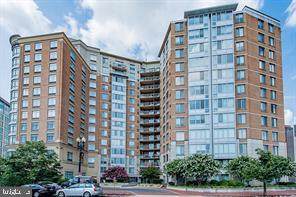 555 Massachusetts Avenue - Photo 1