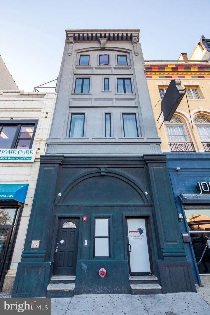 810 Broad Street - Photo 1