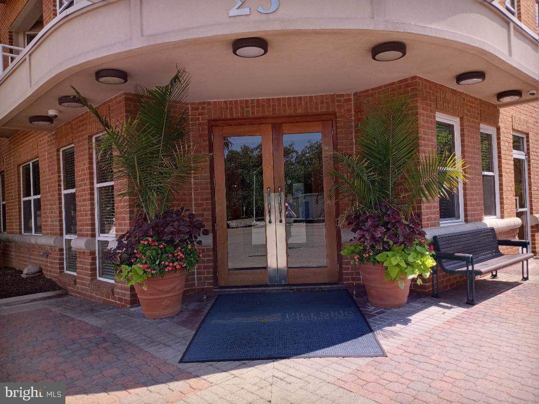 23 Pierside Drive - Photo 1
