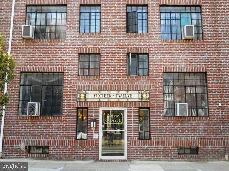1612 Pine Street - Photo 1