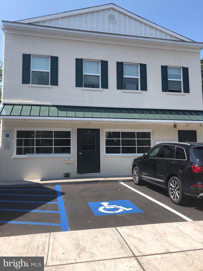 11 Seminary Avenue - Photo 1