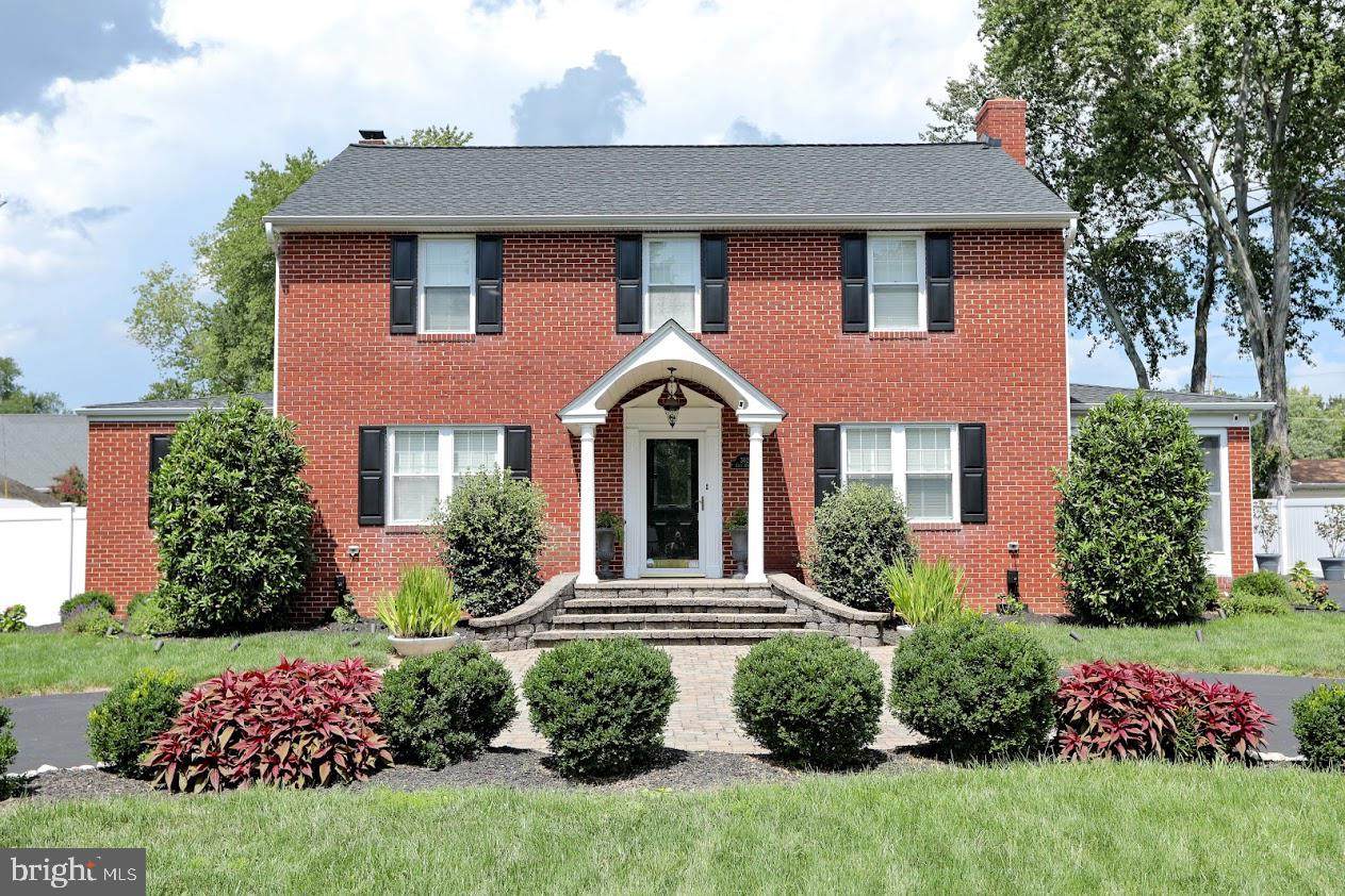 302 Cecil Street - Photo 1