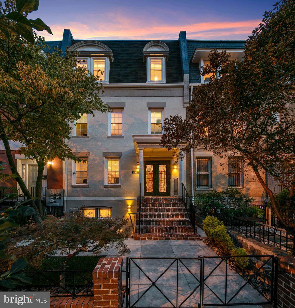 1318 Belmont Street - Photo 1