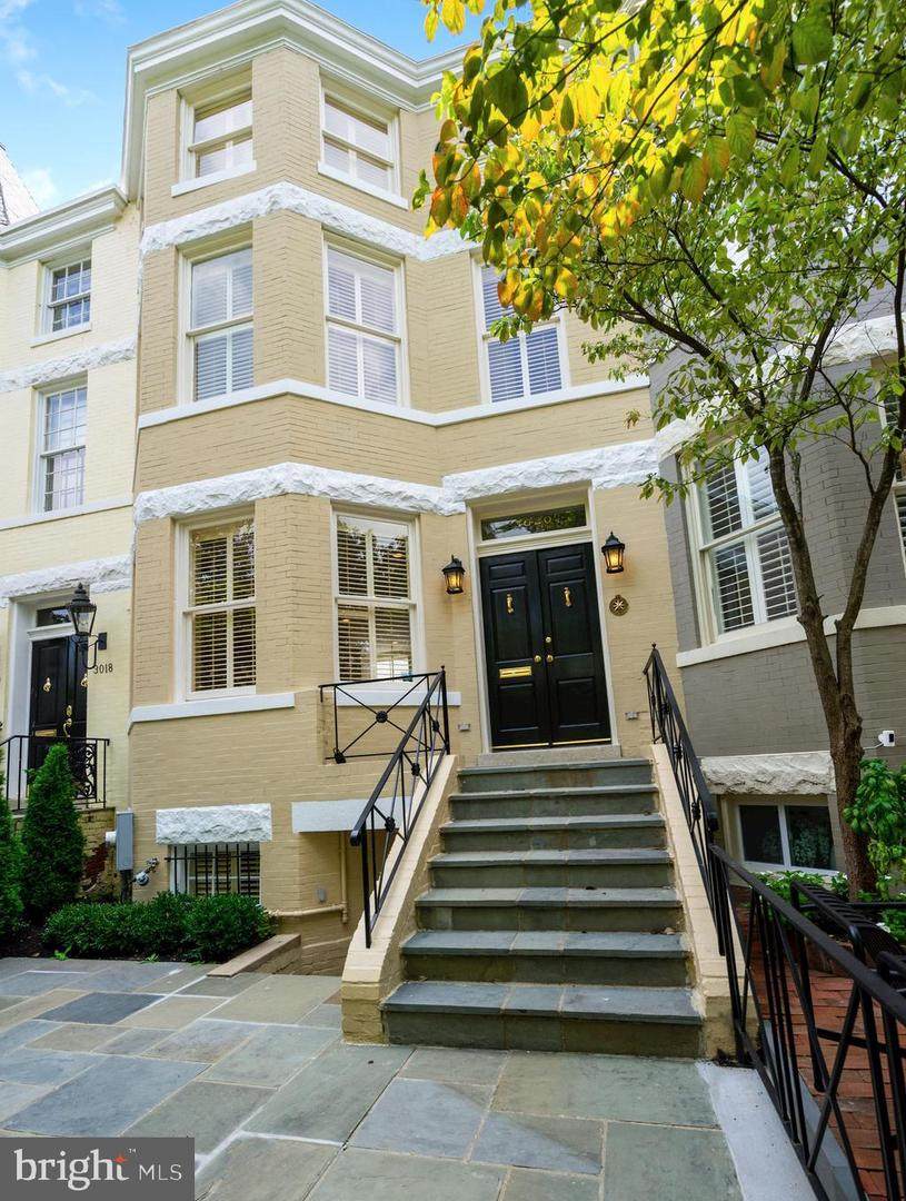 3020 O Street - Photo 1