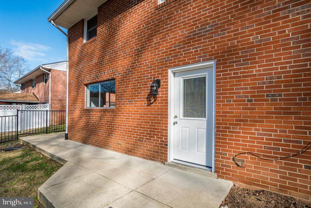 3208 Normandy Avenue - Photo 1