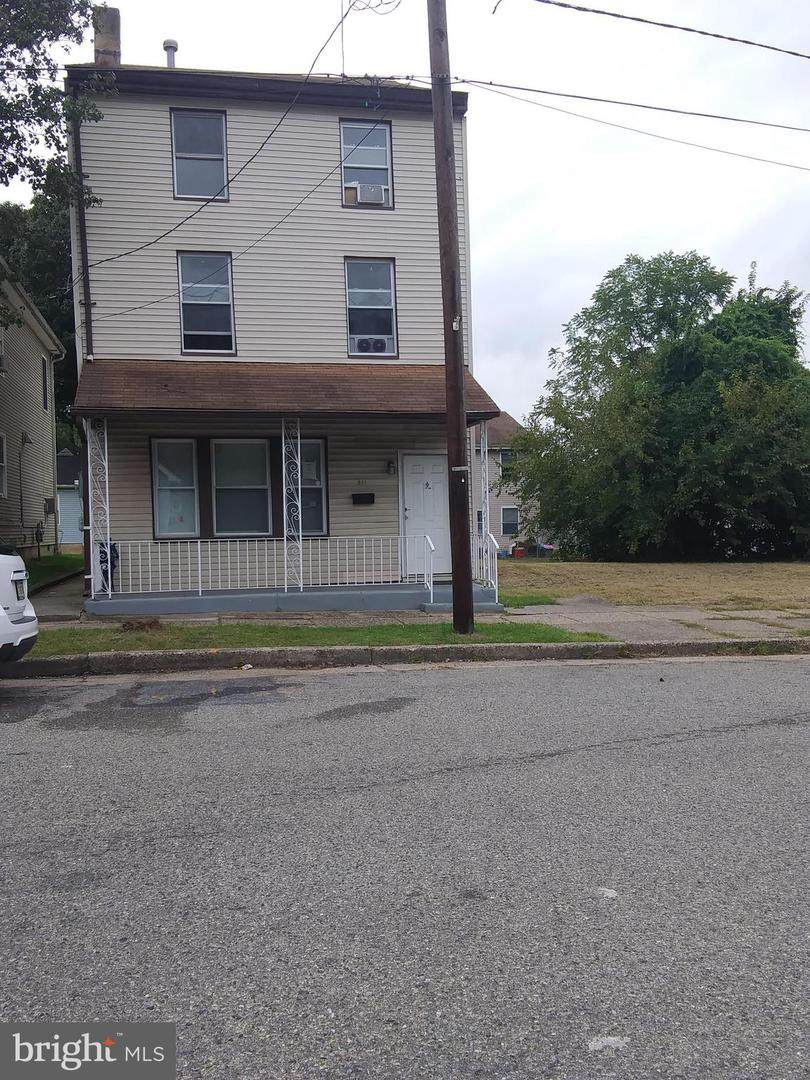 211 Broad Street - Photo 1