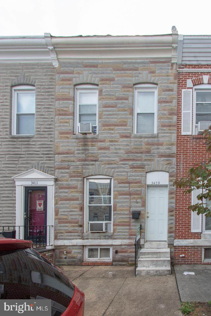 3409 Esther Place - Photo 1