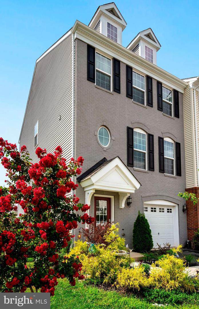10698 Viewmont Lane - Photo 1