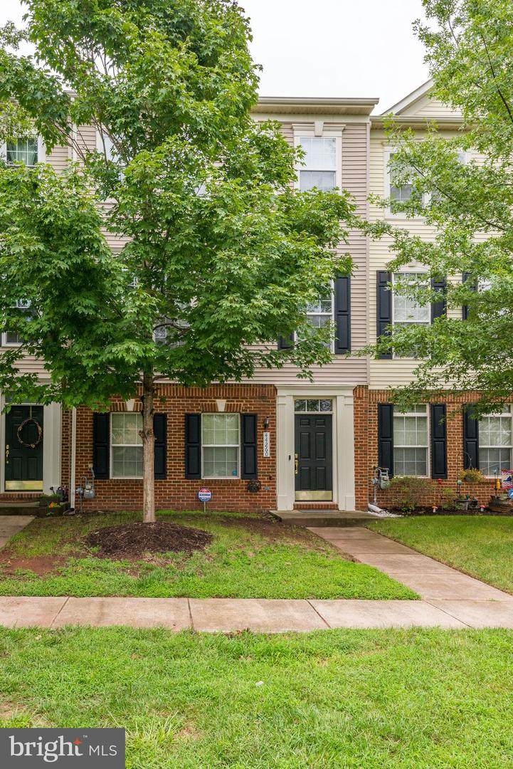 44260 Huron Terrace - Photo 1