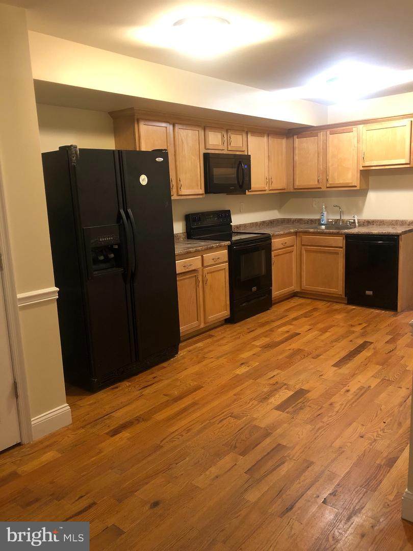 2225 Park Avenue - Photo 1