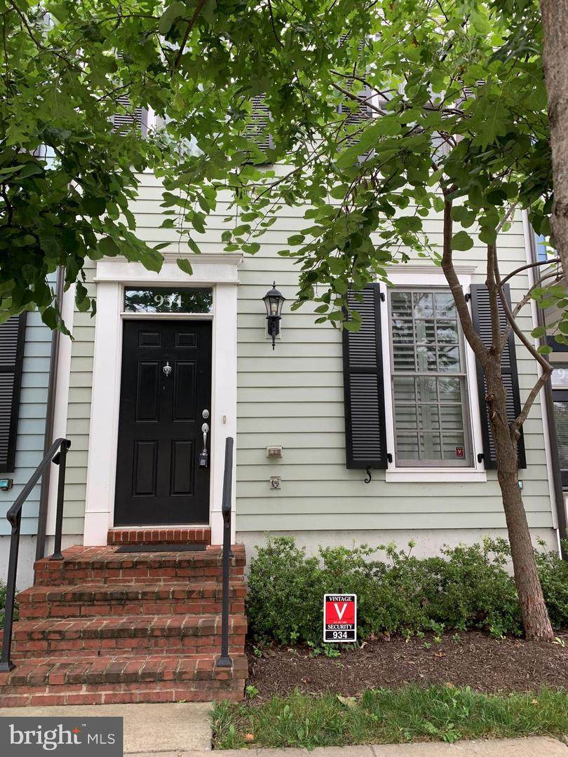 934 Columbus Street - Photo 1