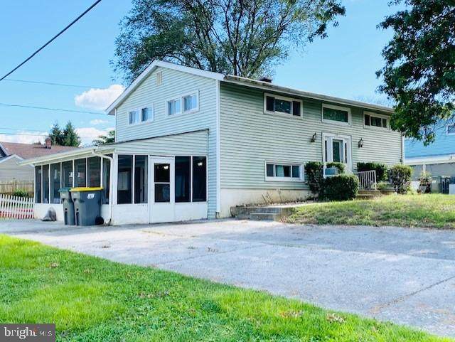 4504 Roslyn Drive - Photo 1