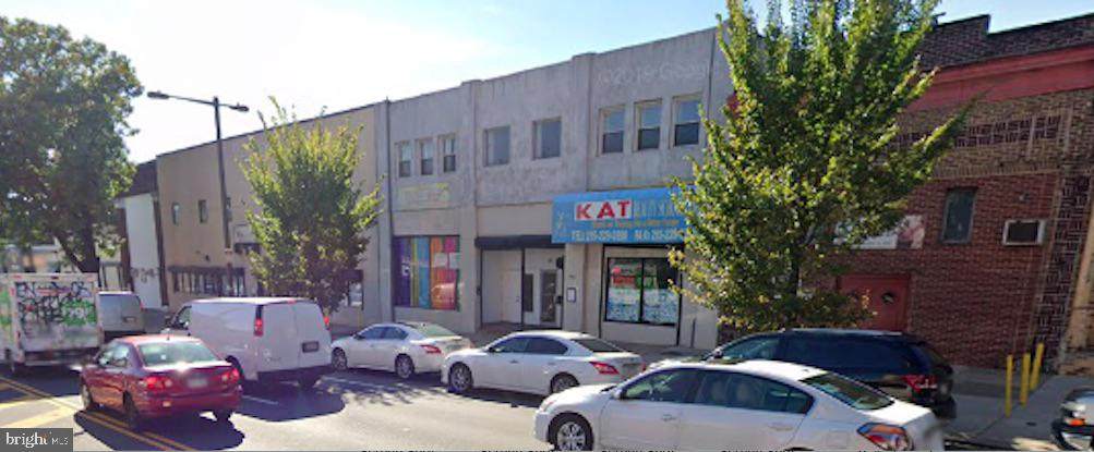 2520-22 Broad Street - Photo 1