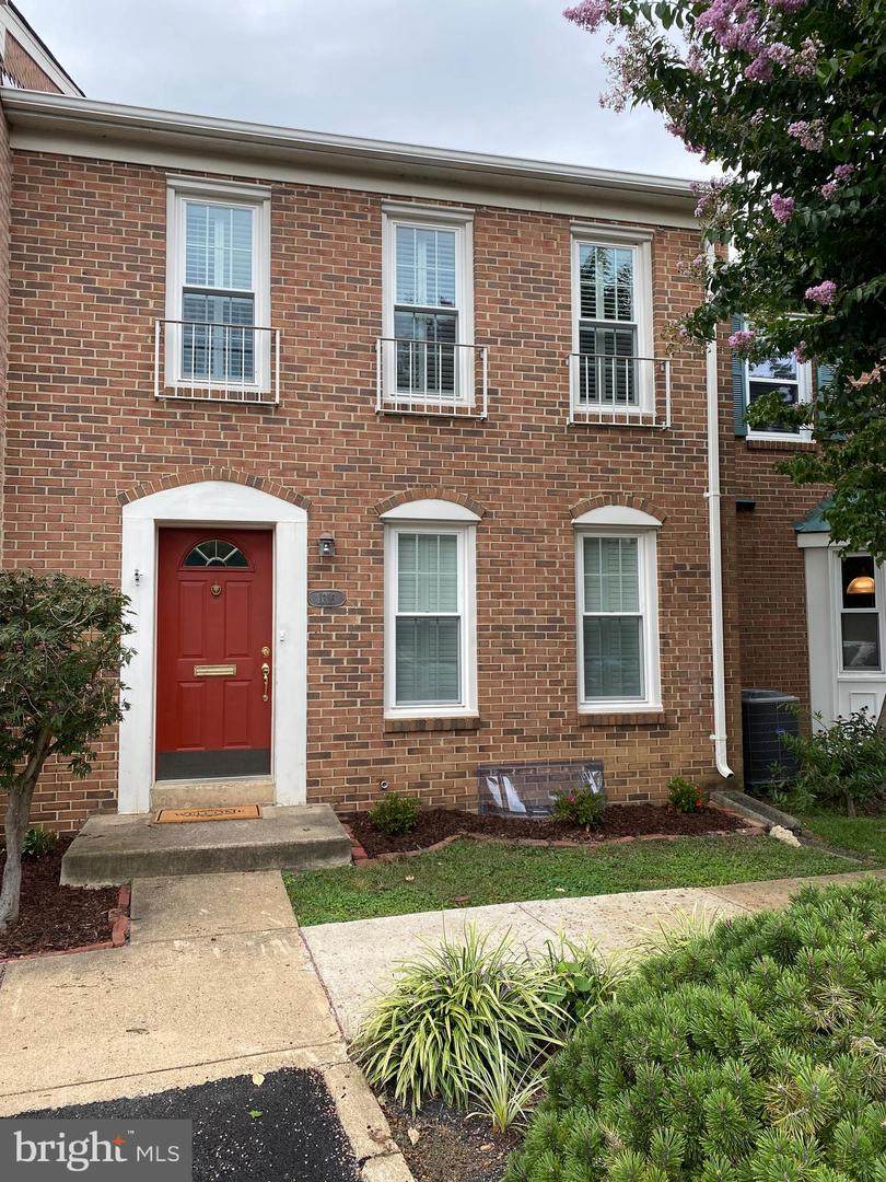 1316 Chetworth Court - Photo 1