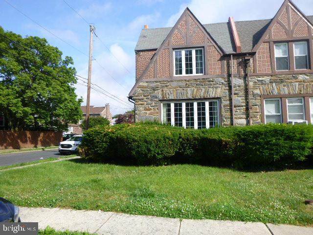 161 Plumstead Avenue - Photo 1
