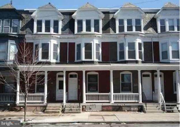 2523 6TH Street - Photo 1
