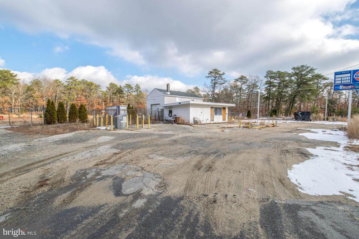 282 Route 72 - Photo 1