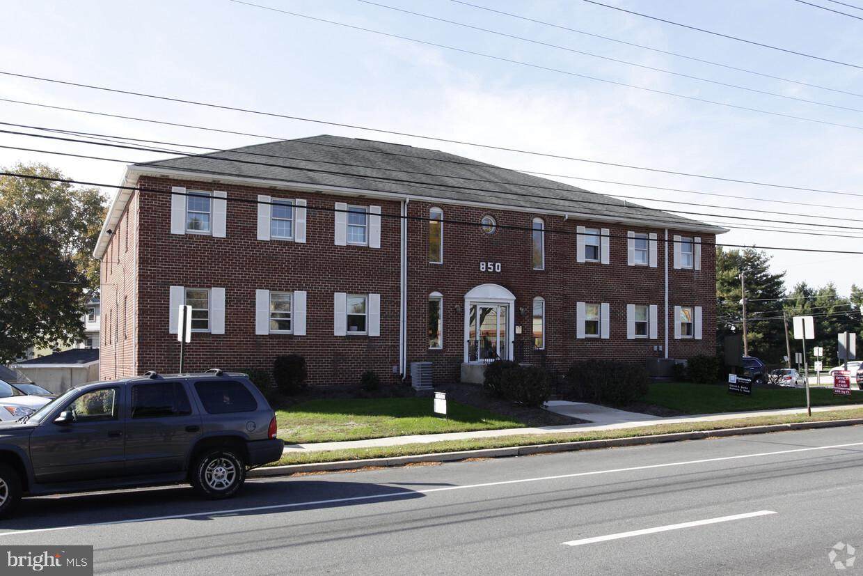 850 West Chester Pike - Photo 1