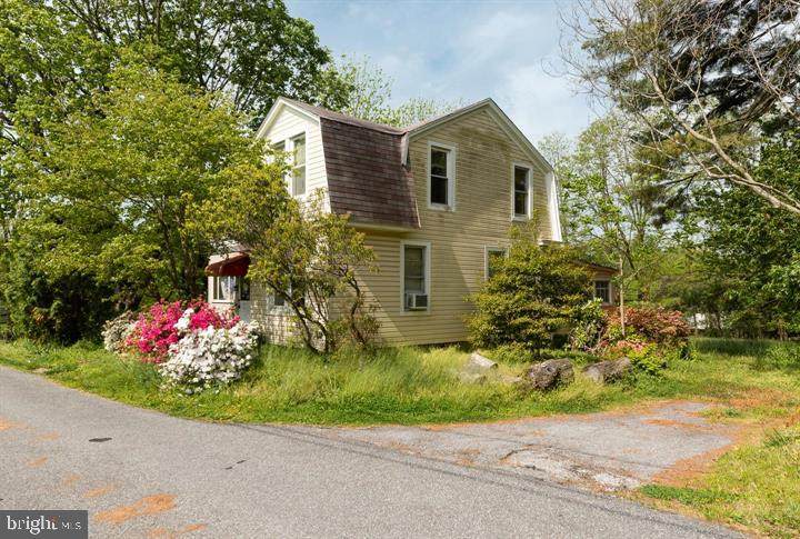 101 Geroed Avenue - Photo 1