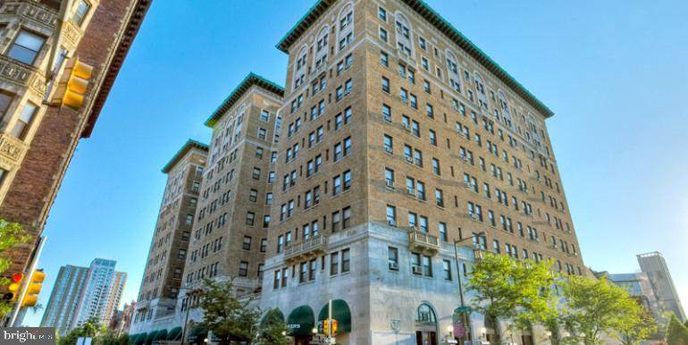 3900 Chestnut Street - Photo 1