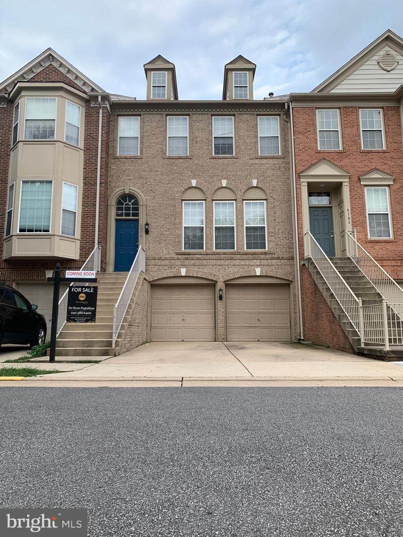 6106 Manchester Park Circle - Photo 1