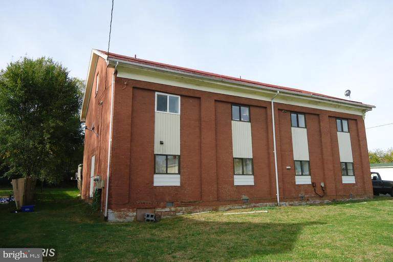 303 High Street - Photo 1