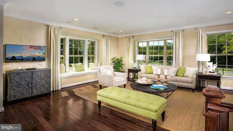 202 Admirals Court - Photo 1