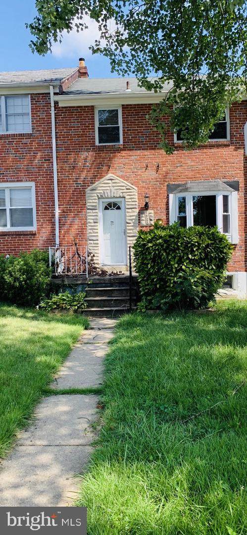 1926 Woodbourne Avenue - Photo 1