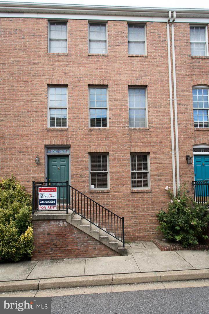 12 Churchill Street - Photo 1
