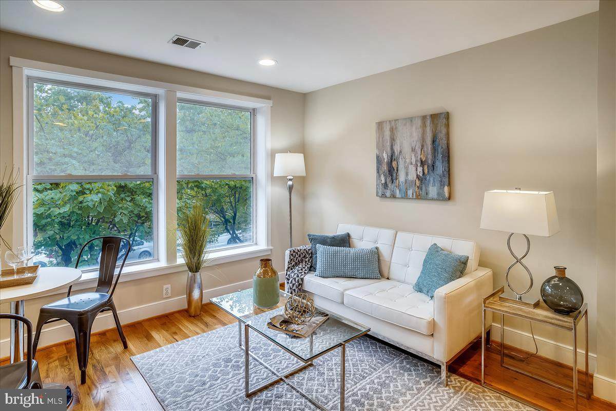 1628 C Street - Photo 1