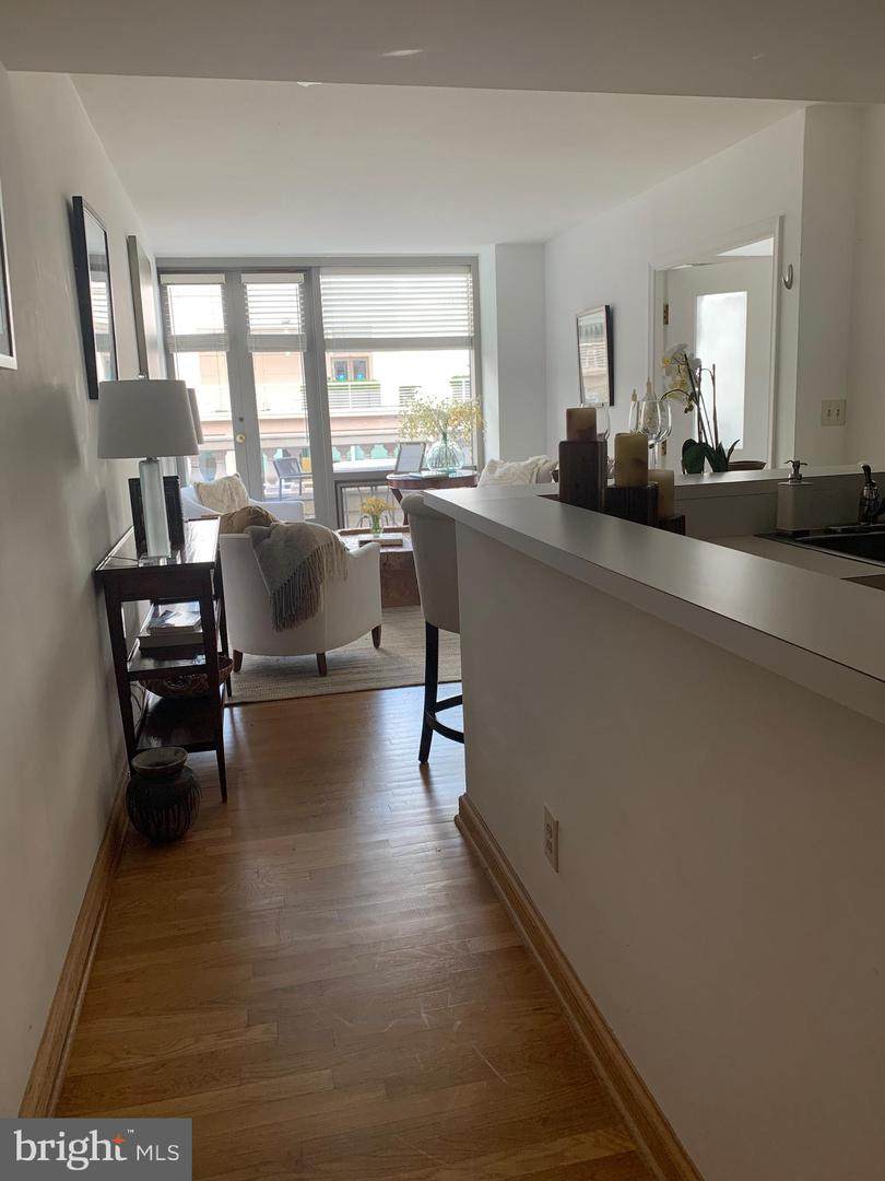 801 Pennsylvania Avenue - Photo 1