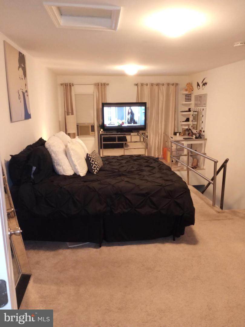 1110 Cathedral Street - Photo 1