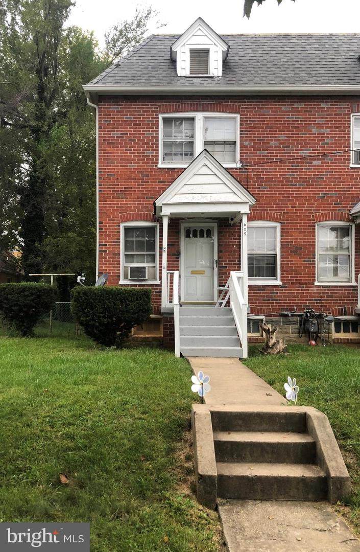609 Smithfield Avenue - Photo 1