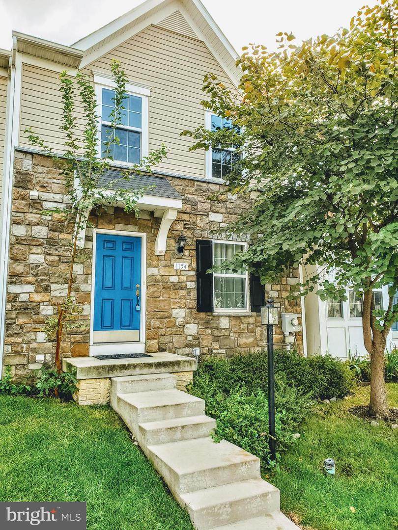 1154 Steed - Photo 1