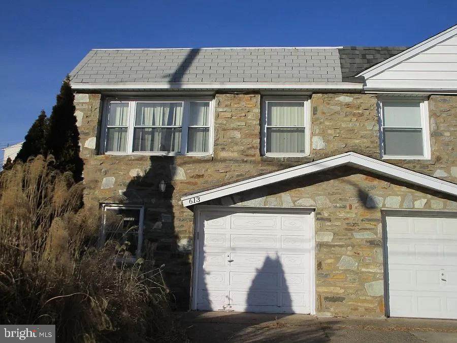 613 Alburger Avenue - Photo 1