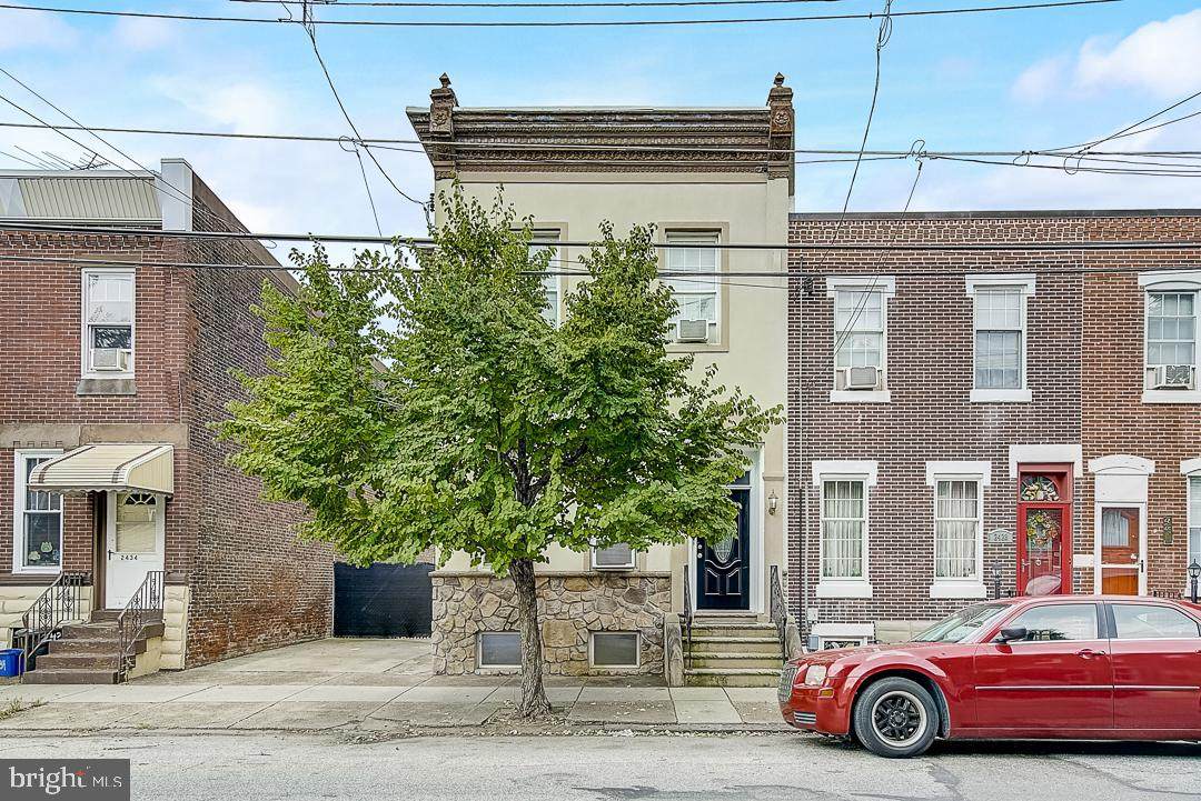 2430 Somerset Street - Photo 1